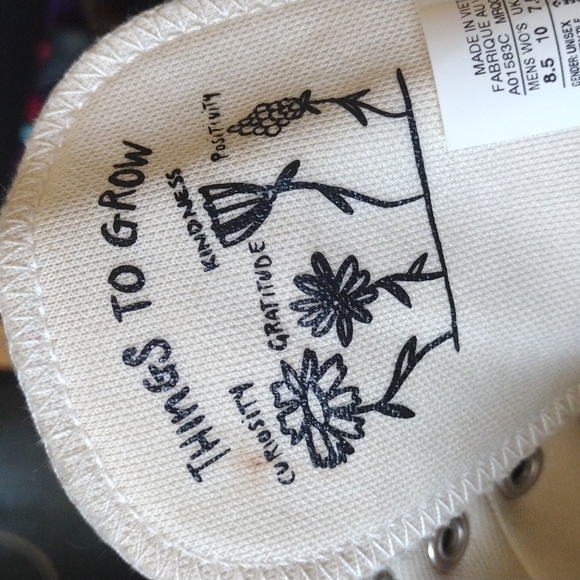 Chuck's in Bloom Converse Hightop Platform Sneakers - Picture 9 of 11